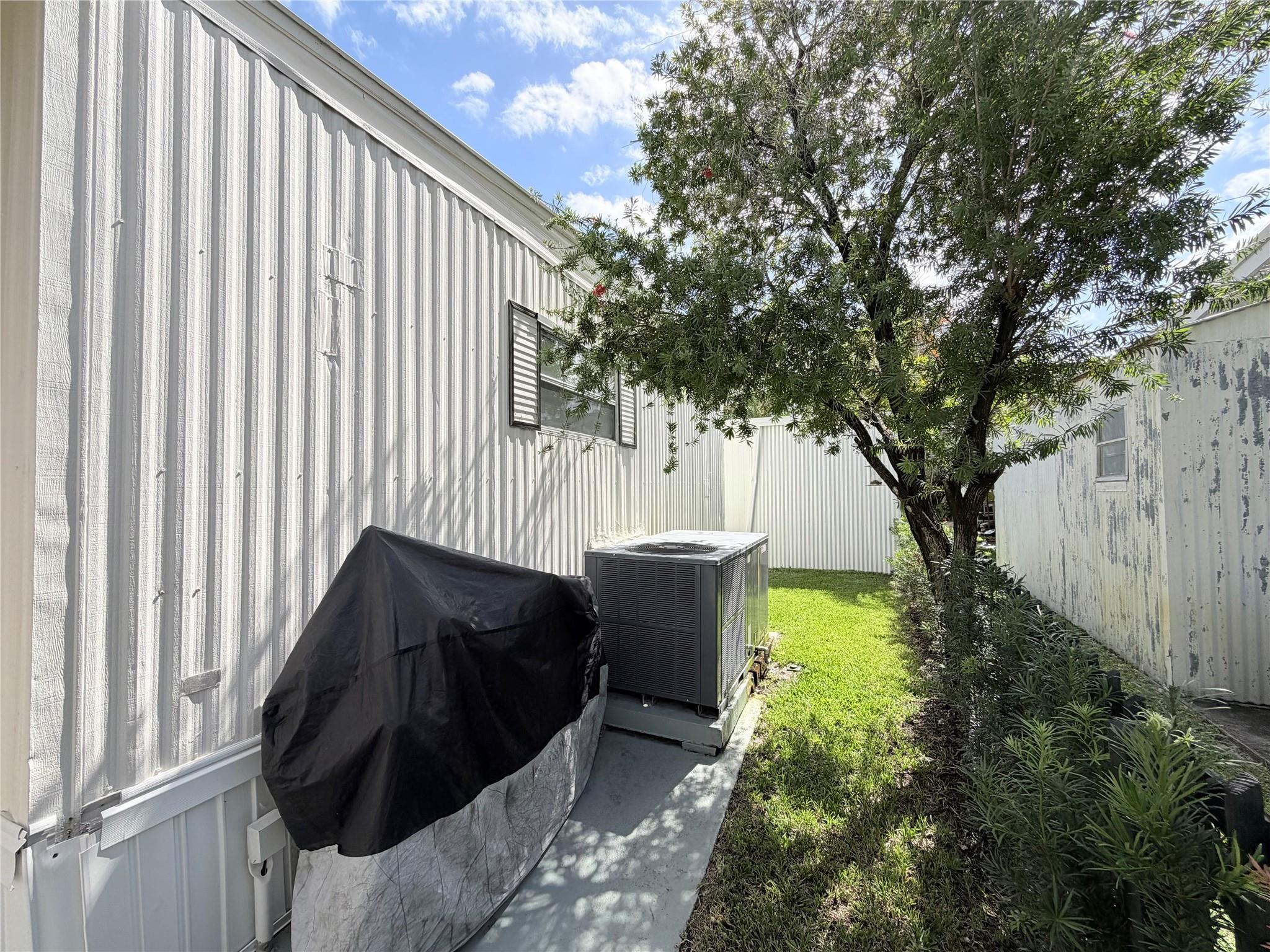 Ravenswood North 108-45 B - Residential Lease