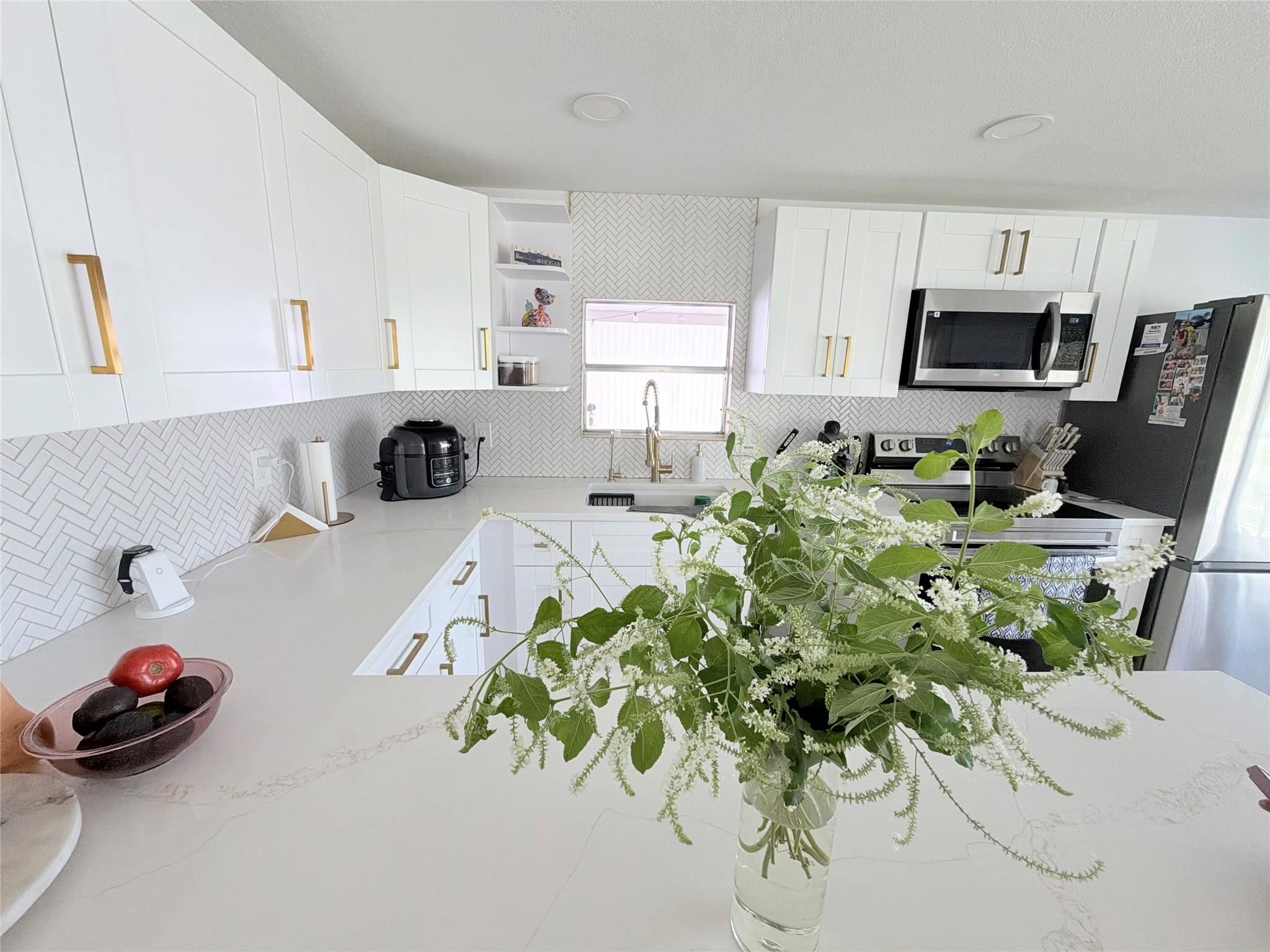 Ravenswood North 108-45 B - Residential Lease