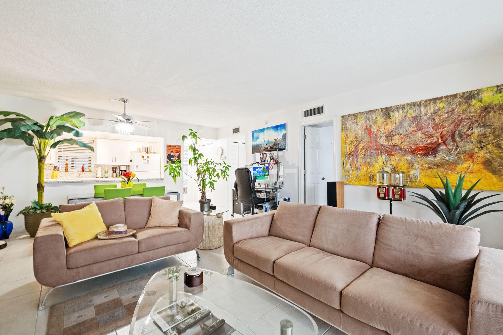 Riverside Towers - Residential