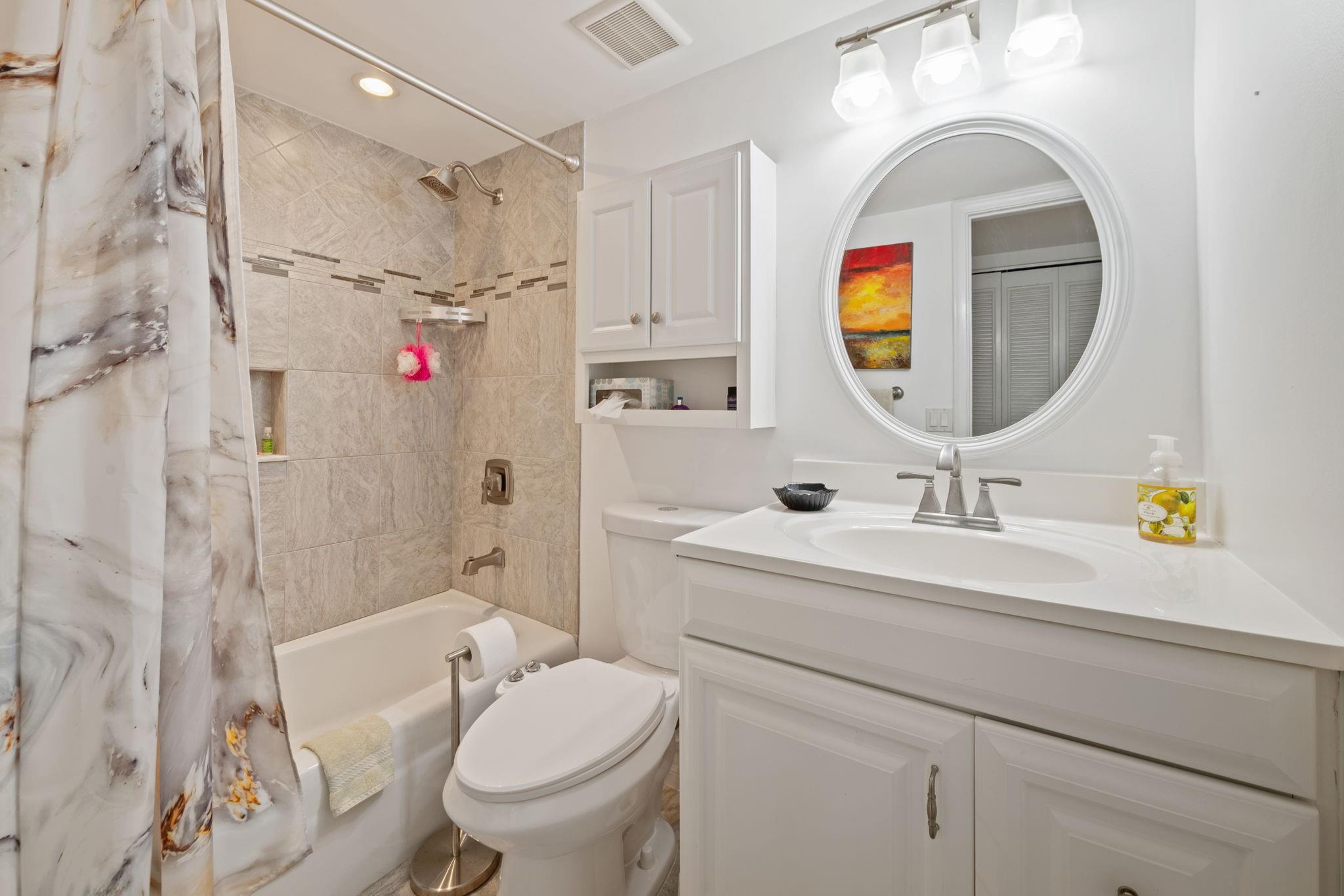 Riverside Towers - Residential