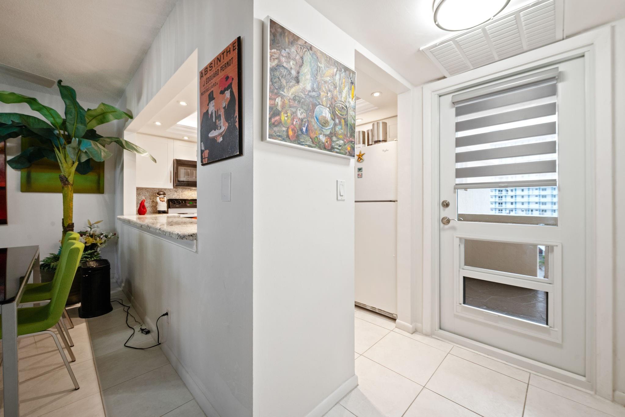 Riverside Towers - Residential