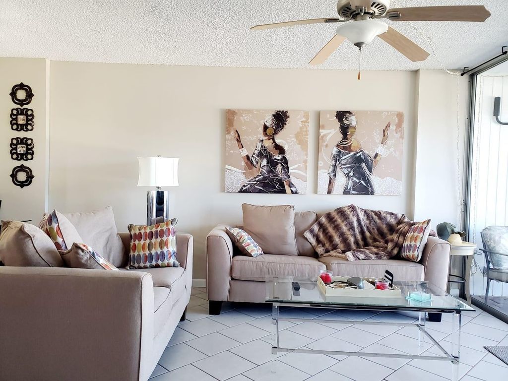 Photo of 120 Royal Park Drive #B4, Oakland Park, FL 33309 (MLS # F10541376)