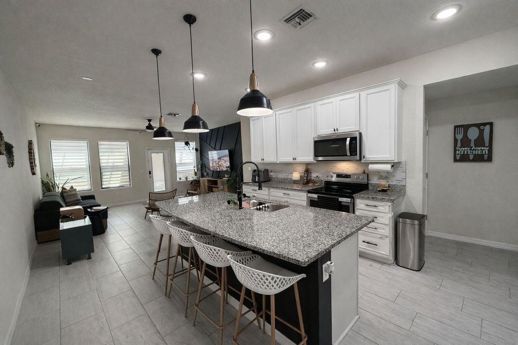 Photo of 2394 Post Street, Palm Springs, FL 33406 (MLS # B26023115)