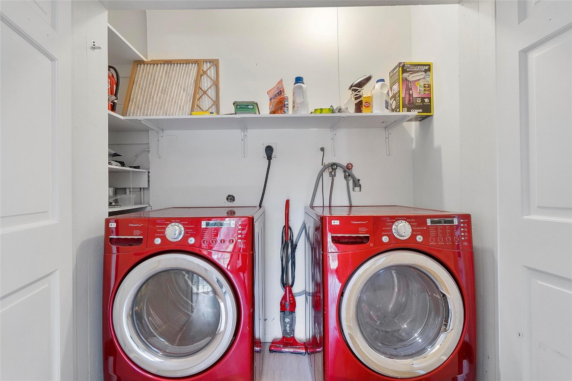 LAS OLAS PARK CORR PLAT - Residential Lease