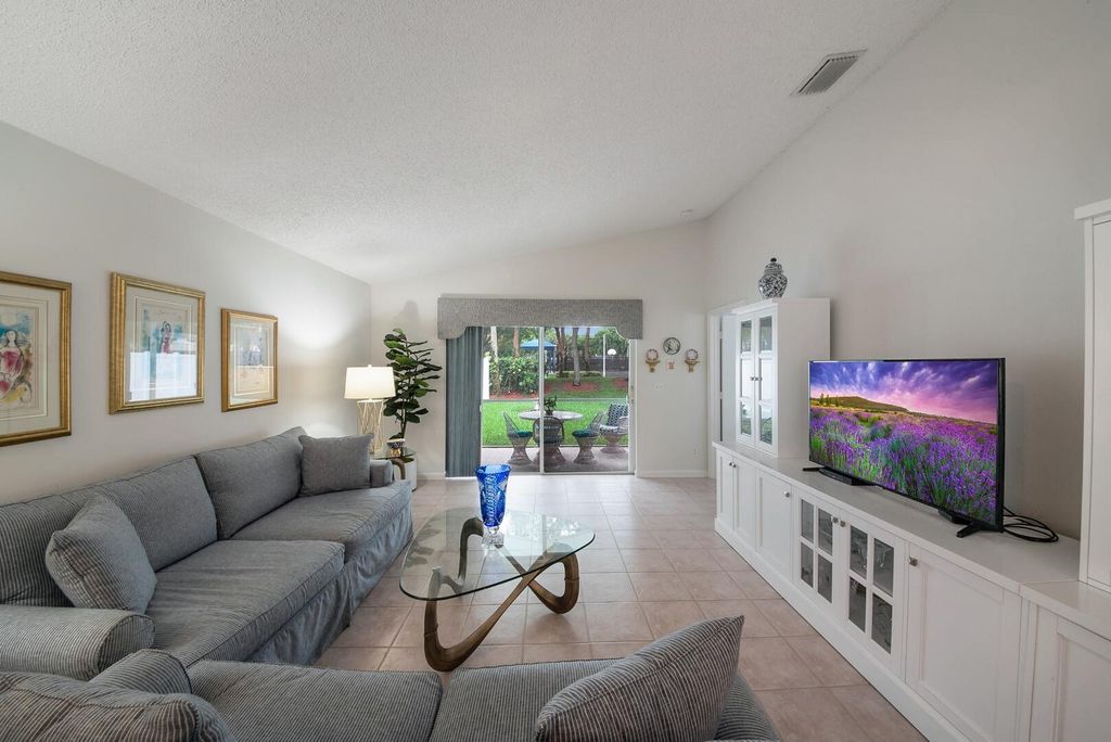 Photo of 8085 Tortuga Lane, Boynton Beach, FL 33436 (MLS # R11096941)