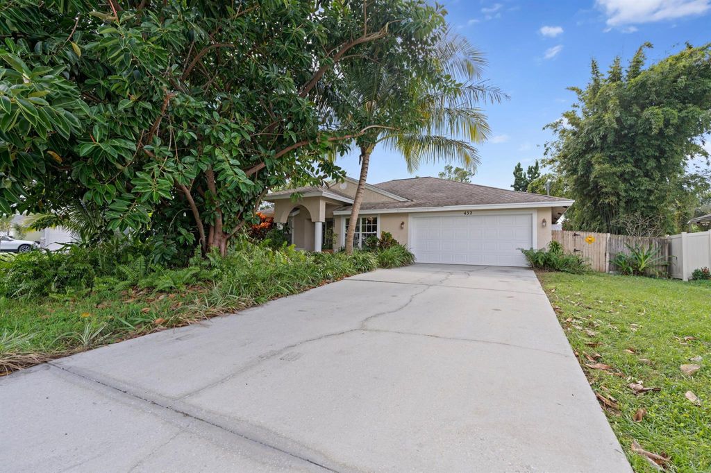 Photo of 432 SW Holden Terrace, Port St Lucie, FL 34984 (MLS # R10937975)