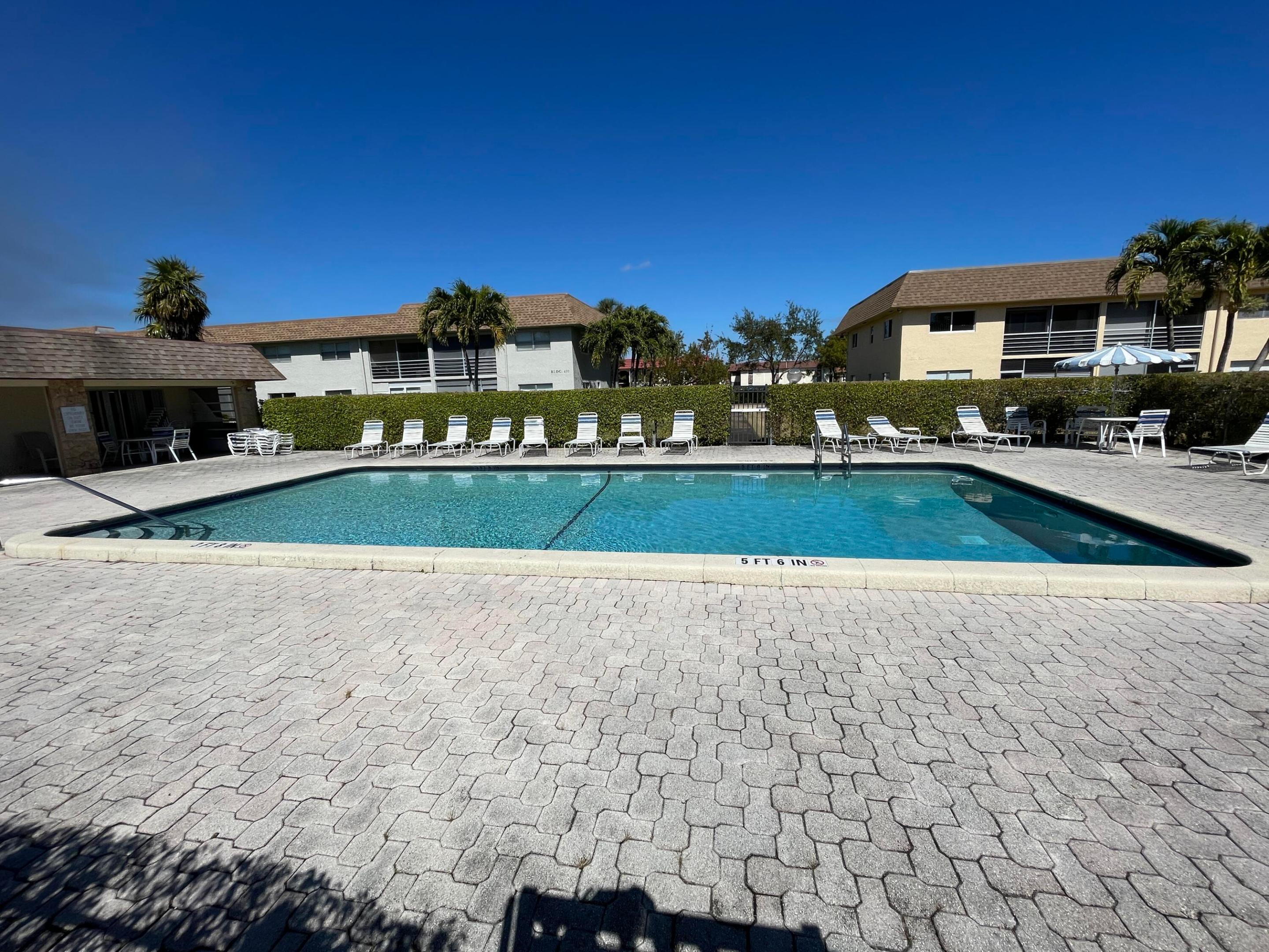 SANDALFOOT BLVD APTS CONDO - Residential