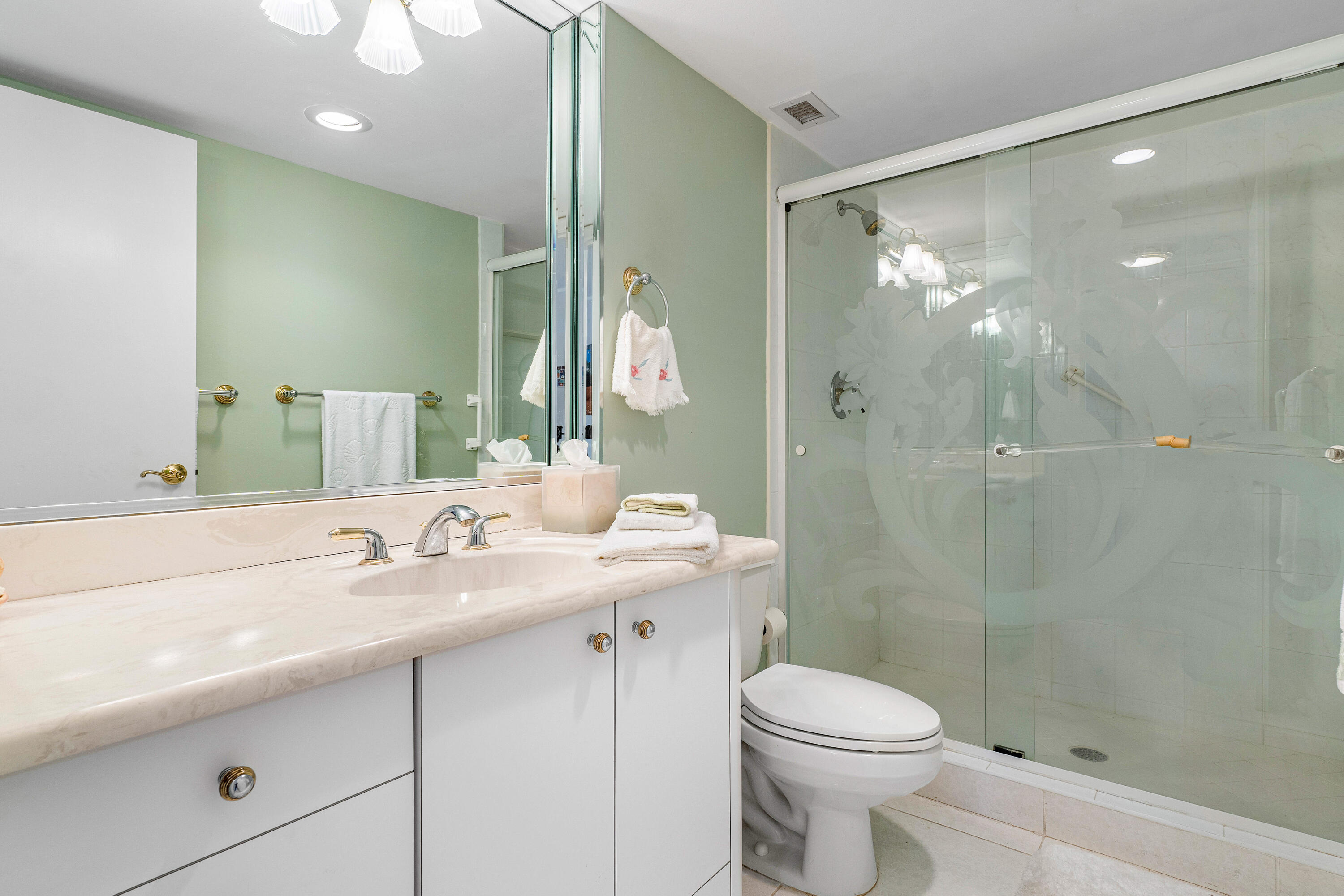 OPAL TOWERS CONDO - Residential