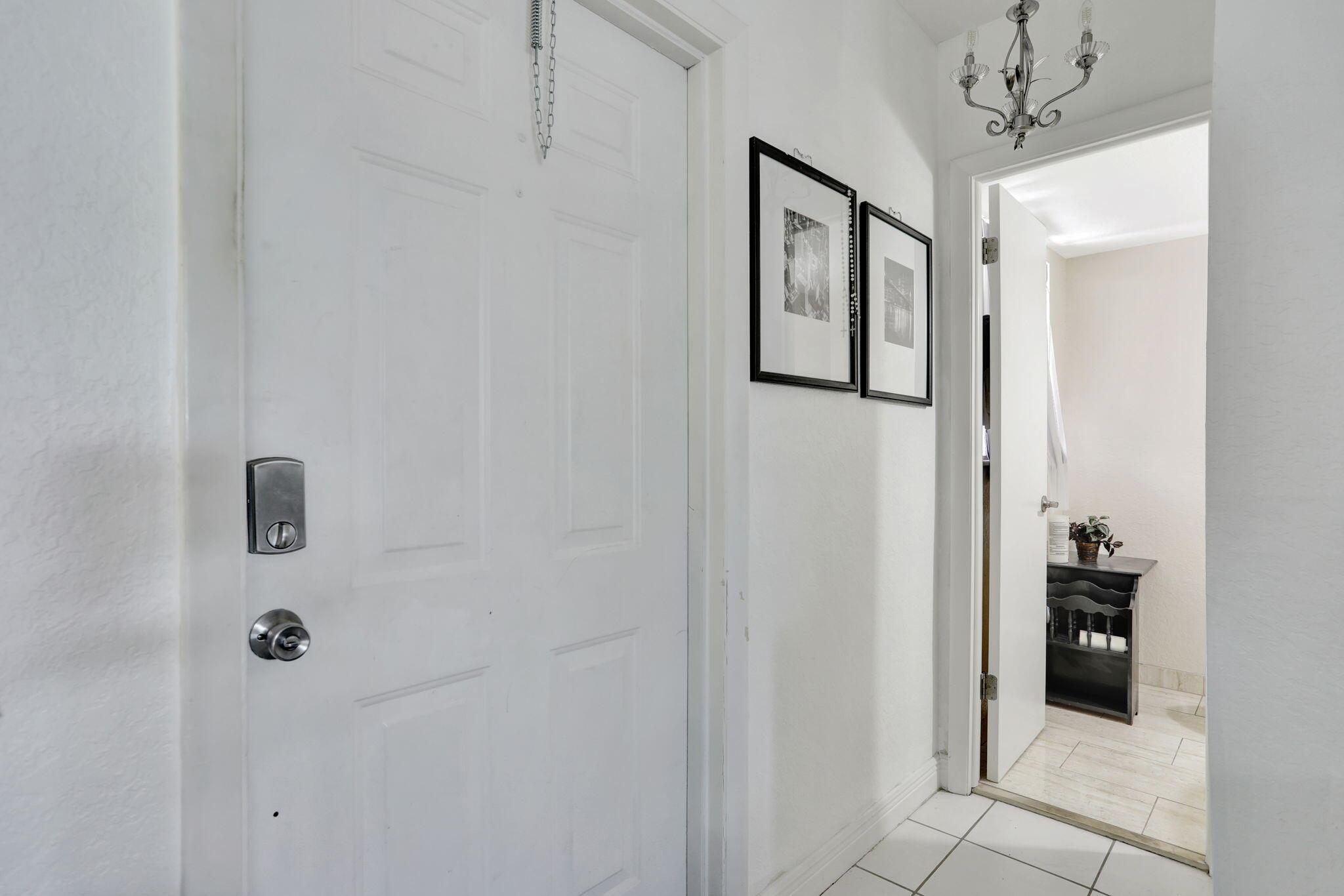ORIOLE GARDENS - Residential