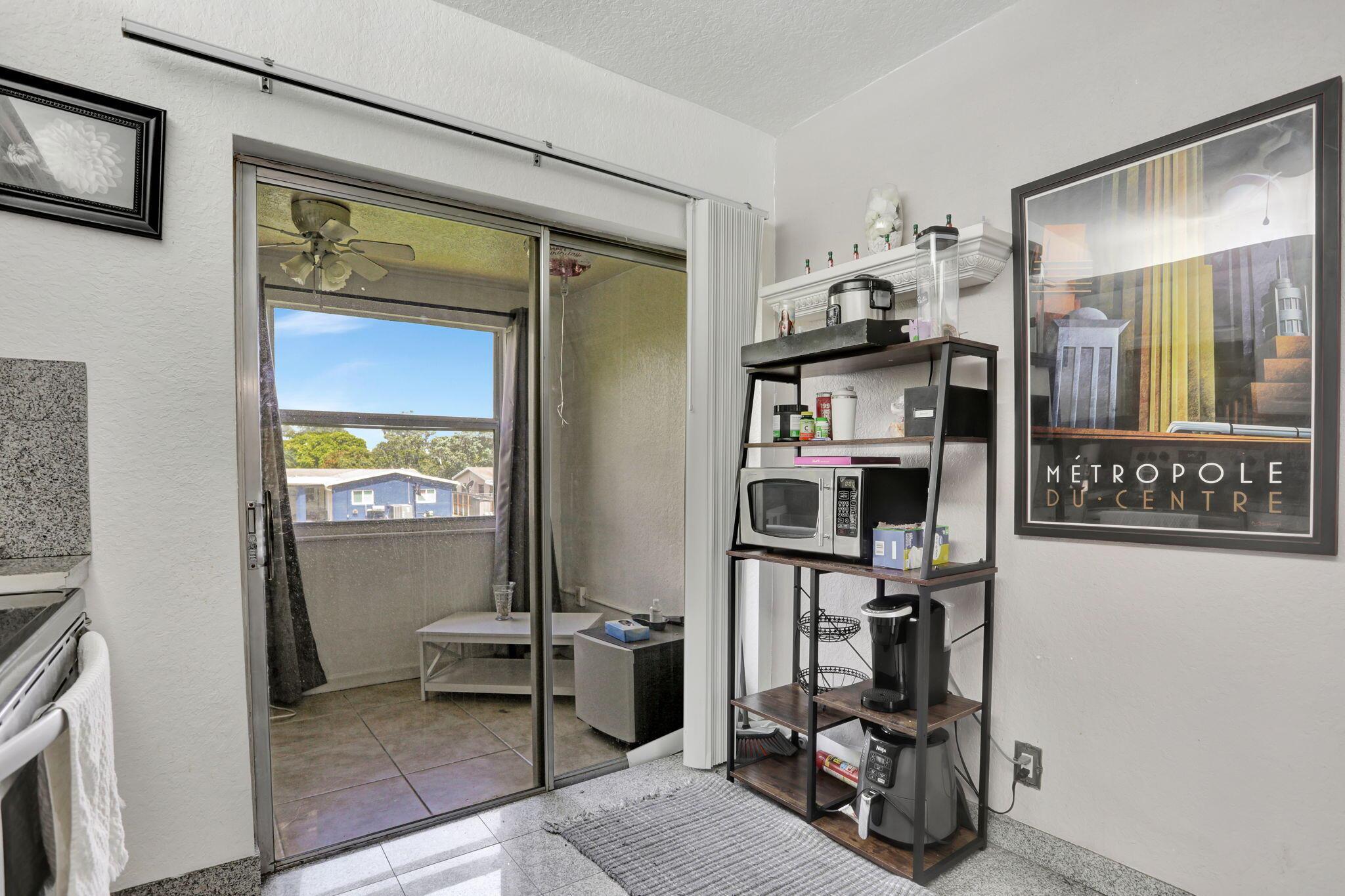 ORIOLE GARDENS - Residential