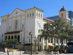 COURTYARDS IN CITYPLACE C - Residential Lease