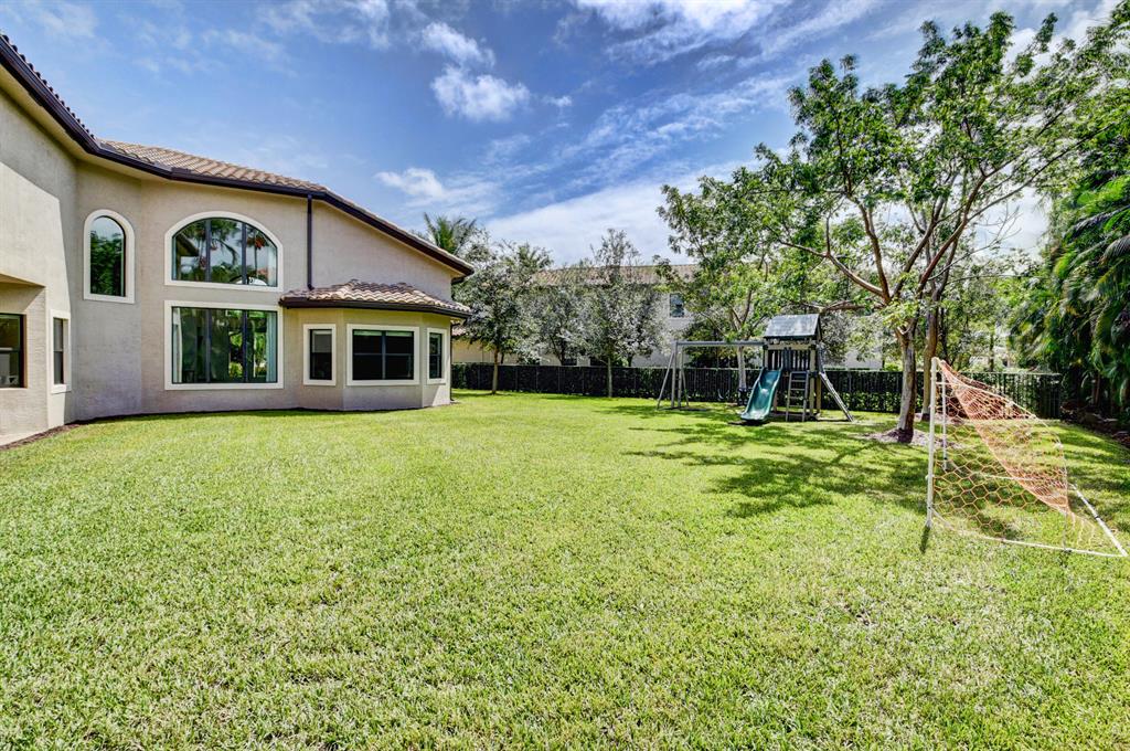 THE BRIDGES - Residential