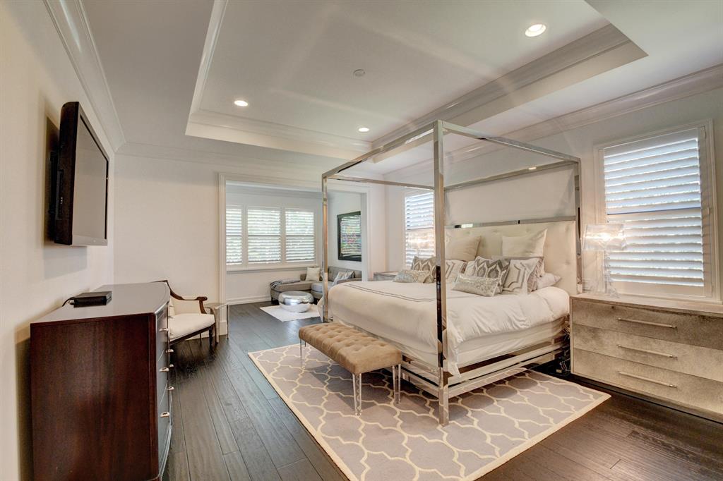 THE BRIDGES - Residential