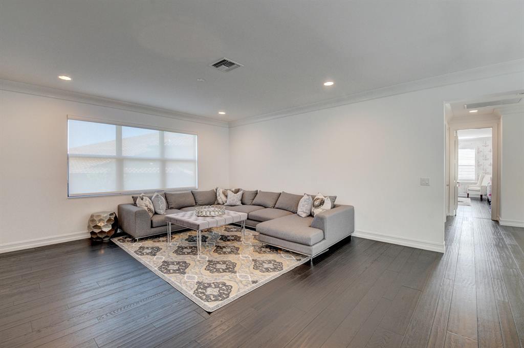 THE BRIDGES - Residential