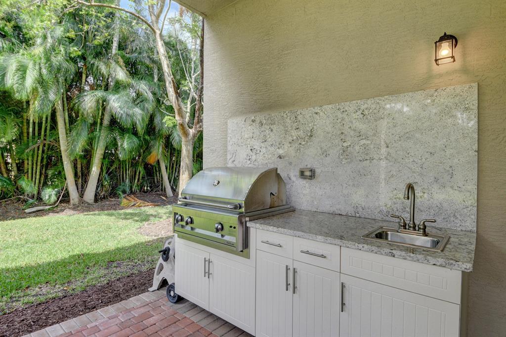 THE BRIDGES - Residential