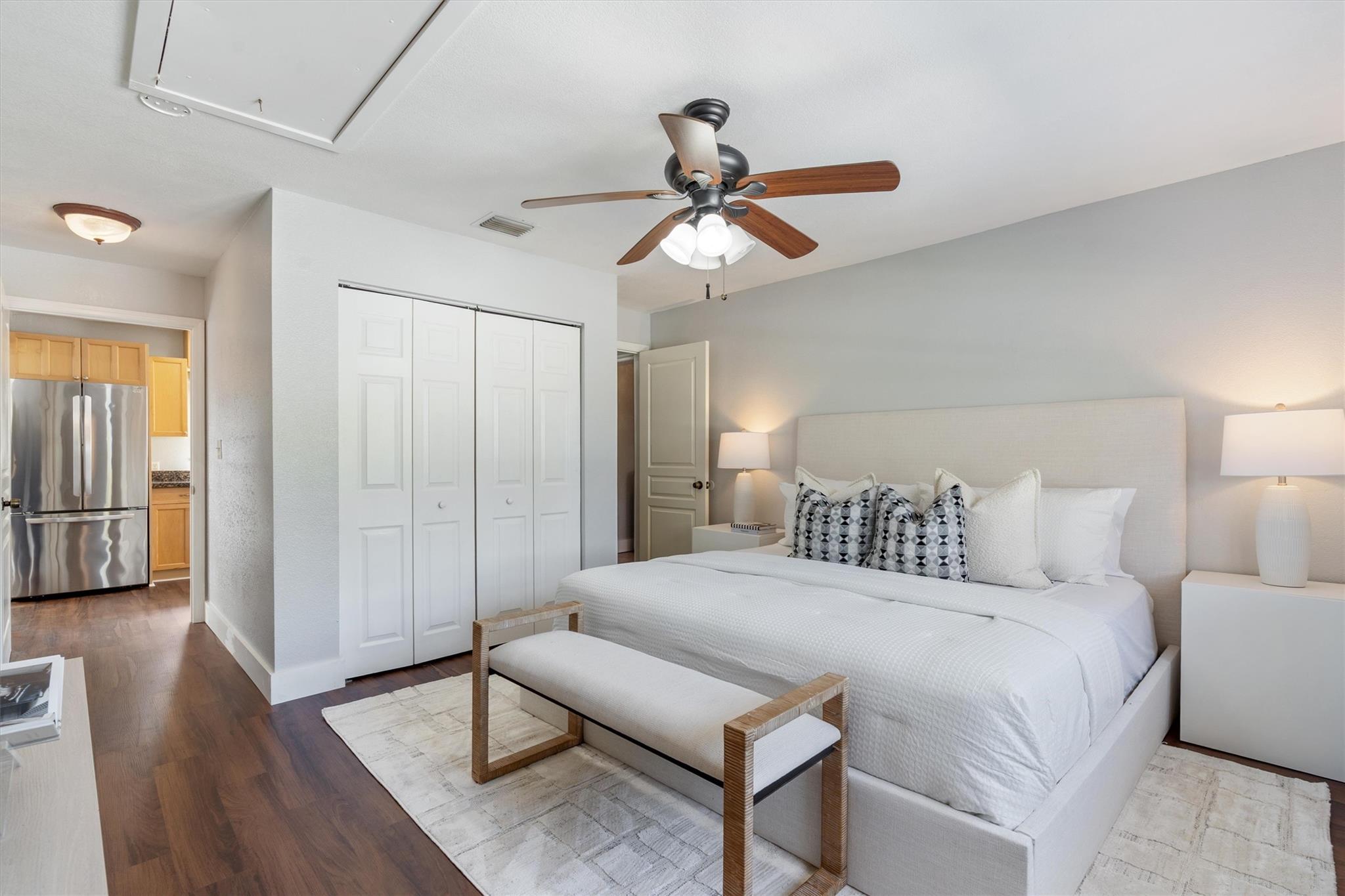 Cresthaven 7 43-10 B - Residential