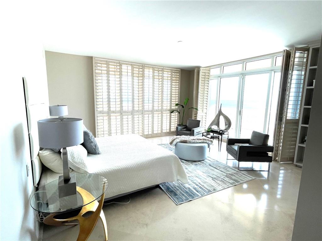 THE PALMS - Residential