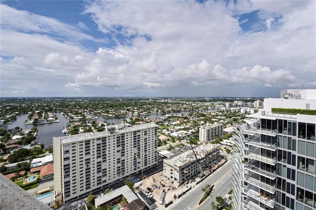 THE PALMS - Residential