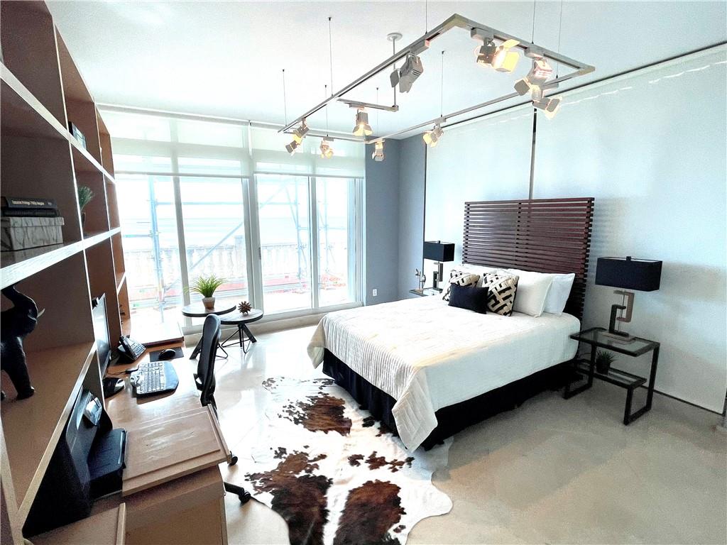 THE PALMS - Residential