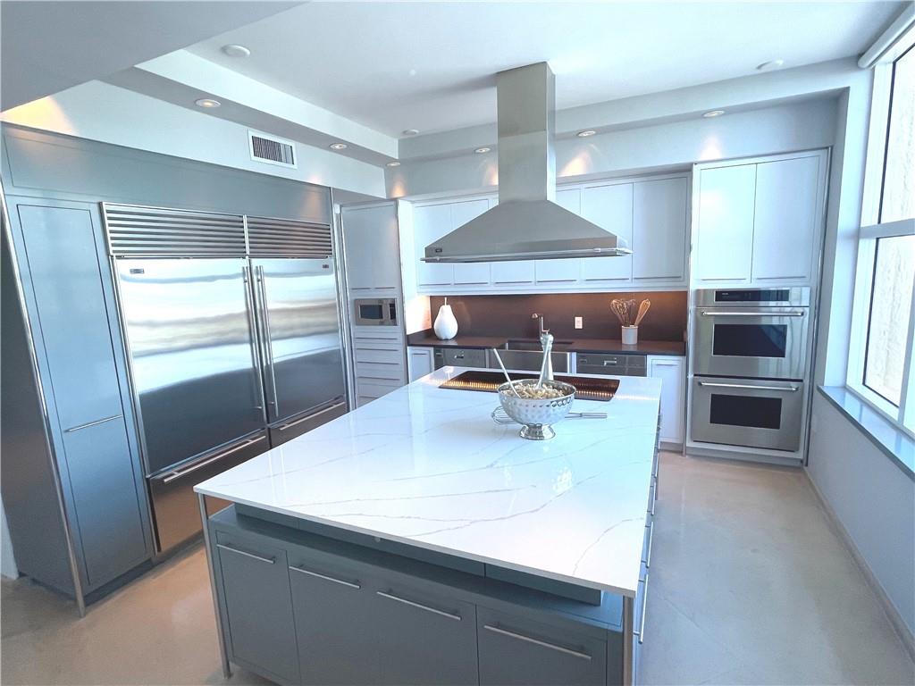 THE PALMS - Residential