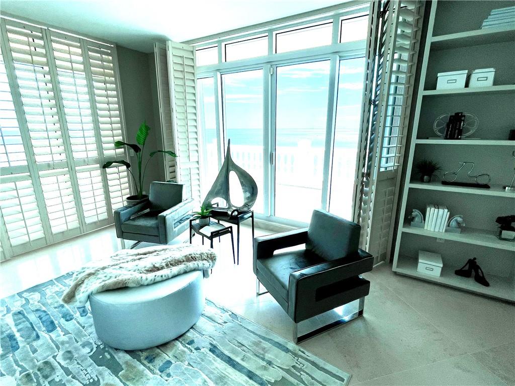 THE PALMS - Residential