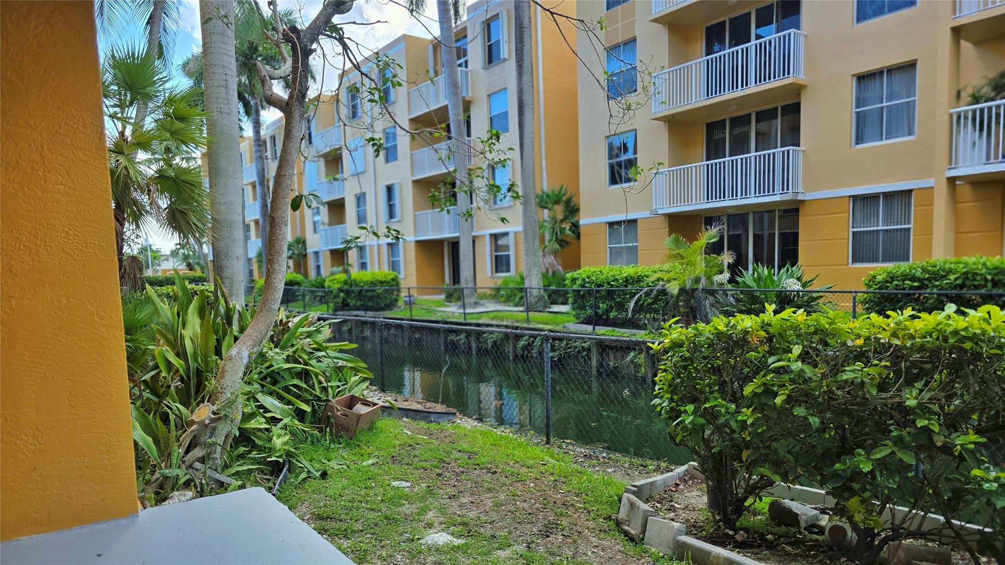 SHERIDAN EAST CONDO BLDG - Residential Lease