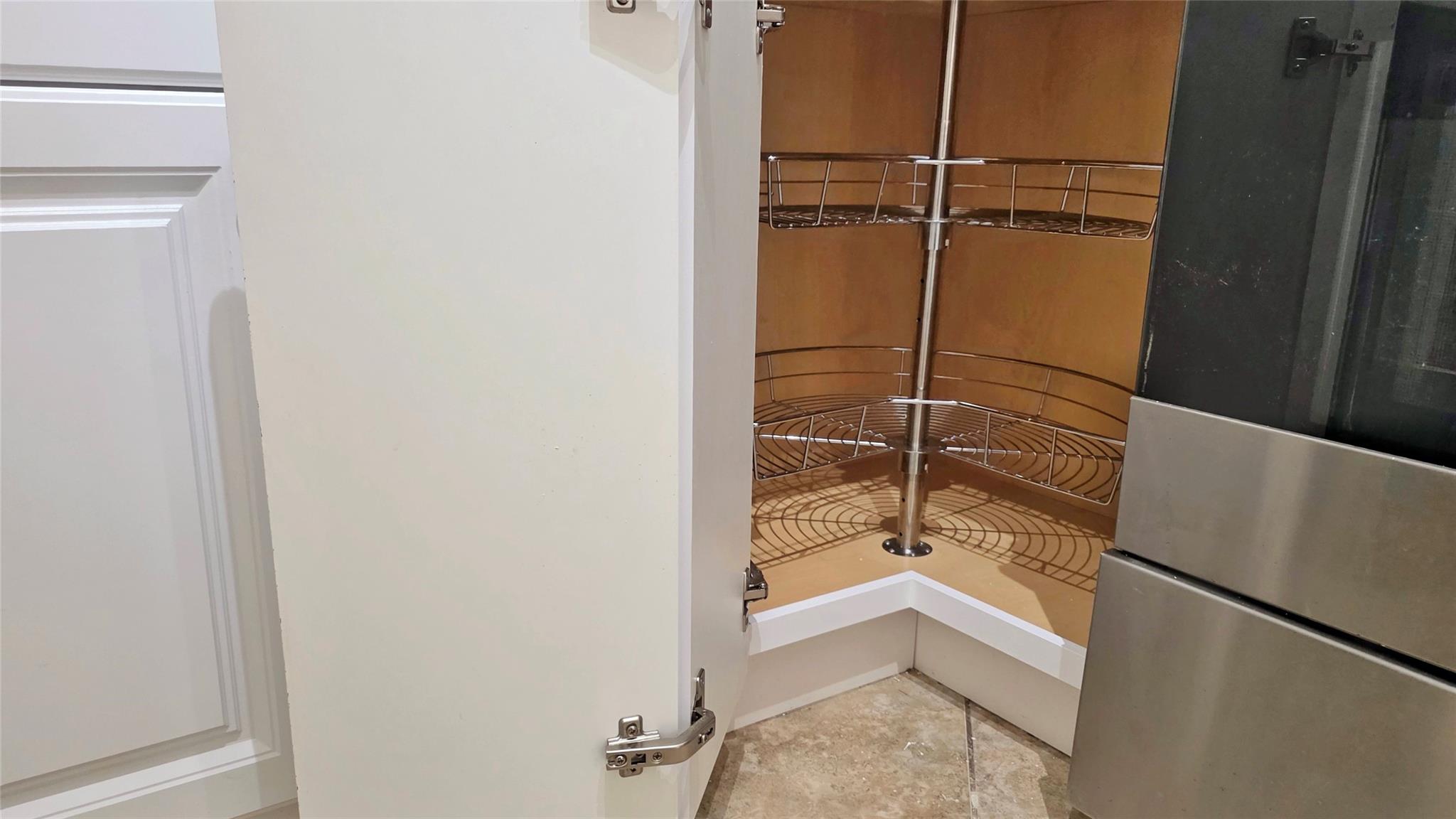 SHERIDAN EAST CONDO BLDG - Residential Lease