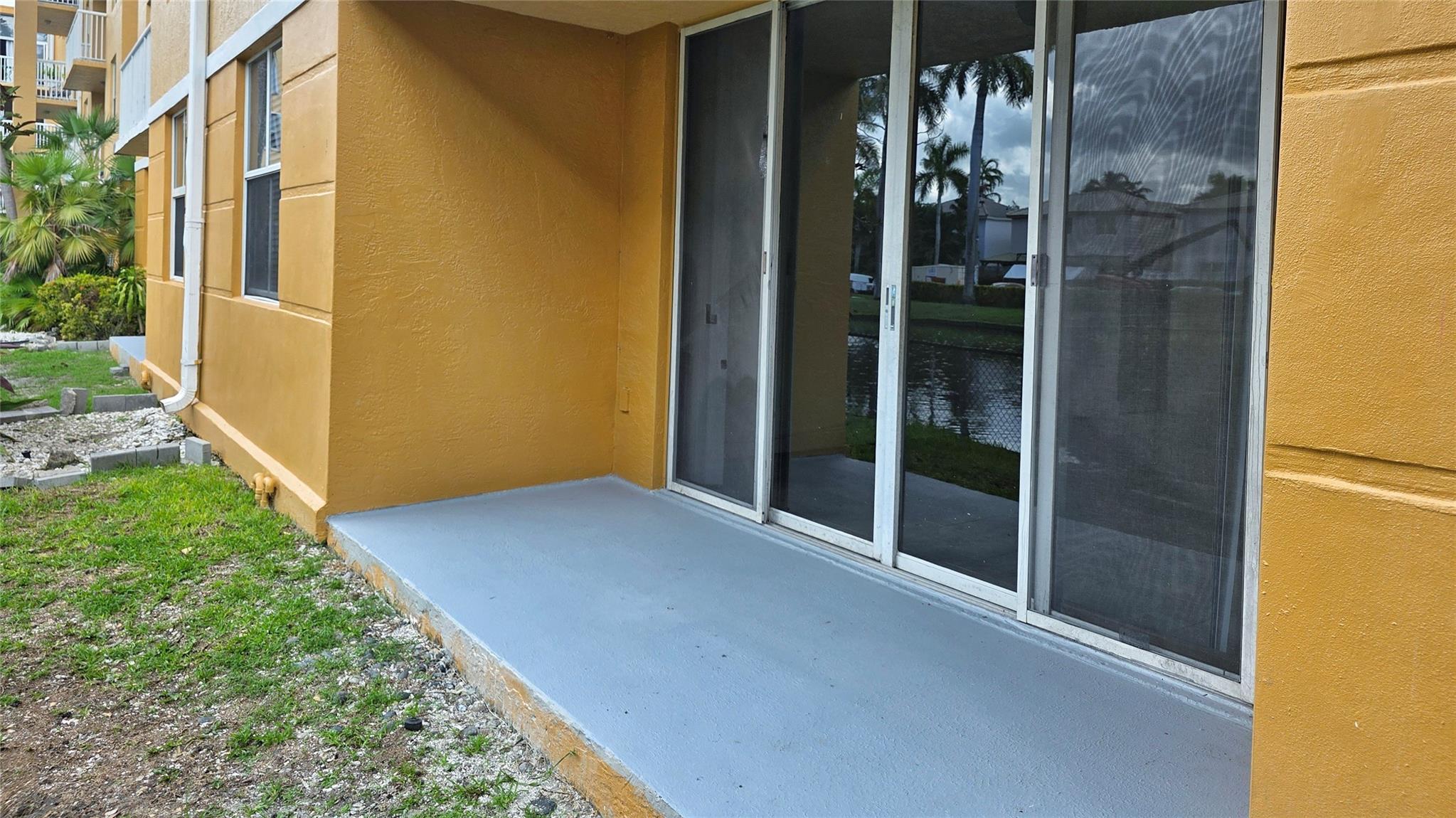 SHERIDAN EAST CONDO BLDG - Residential Lease