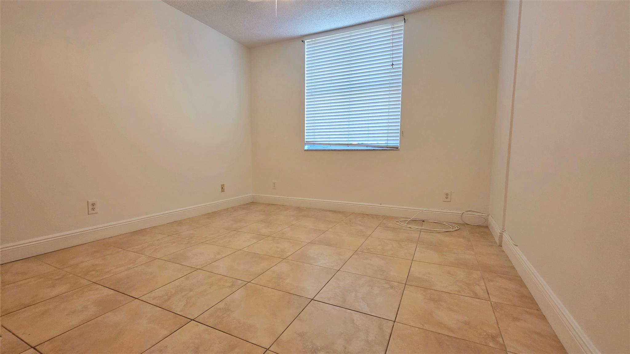 SHERIDAN EAST CONDO BLDG - Residential Lease