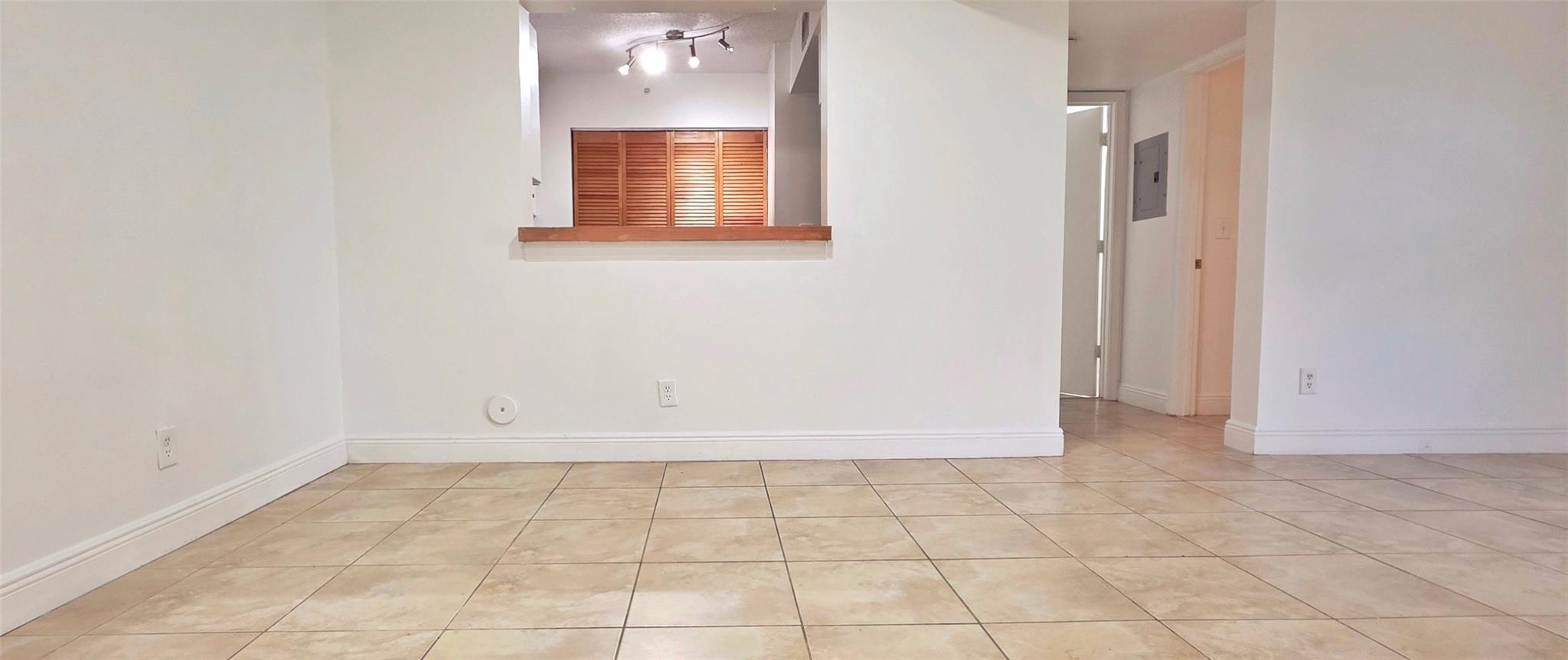 SHERIDAN EAST CONDO BLDG - Residential Lease