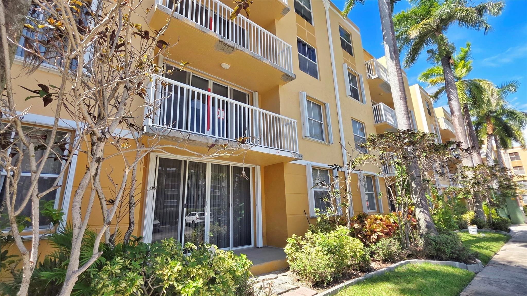 SHERIDAN EAST CONDO BLDG - Residential Lease
