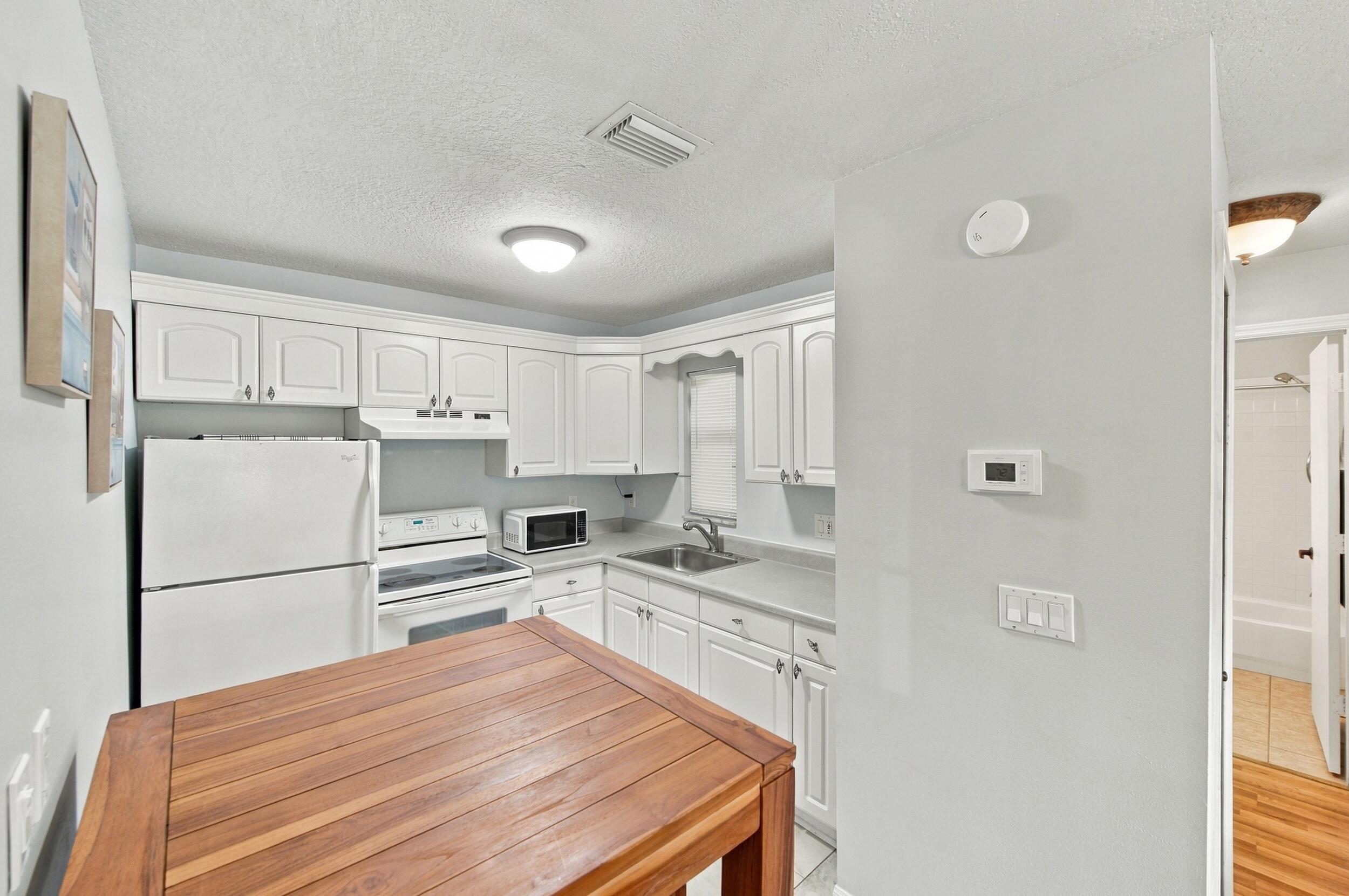 2446 SE GARDEN Terrace 302
