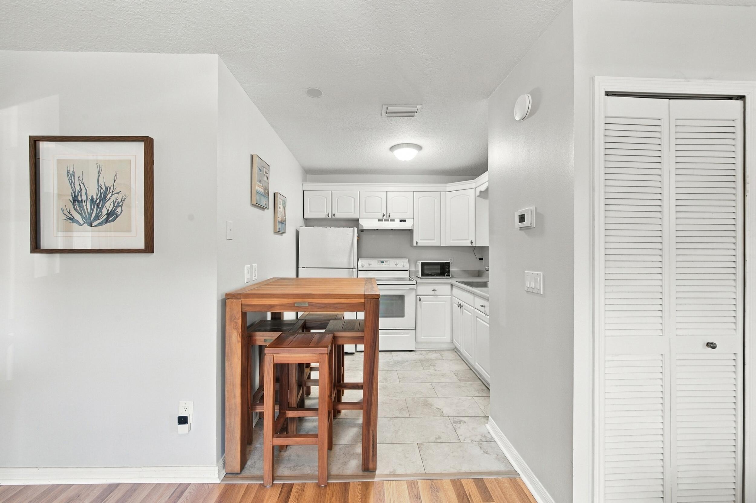 2446 SE GARDEN Terrace 302