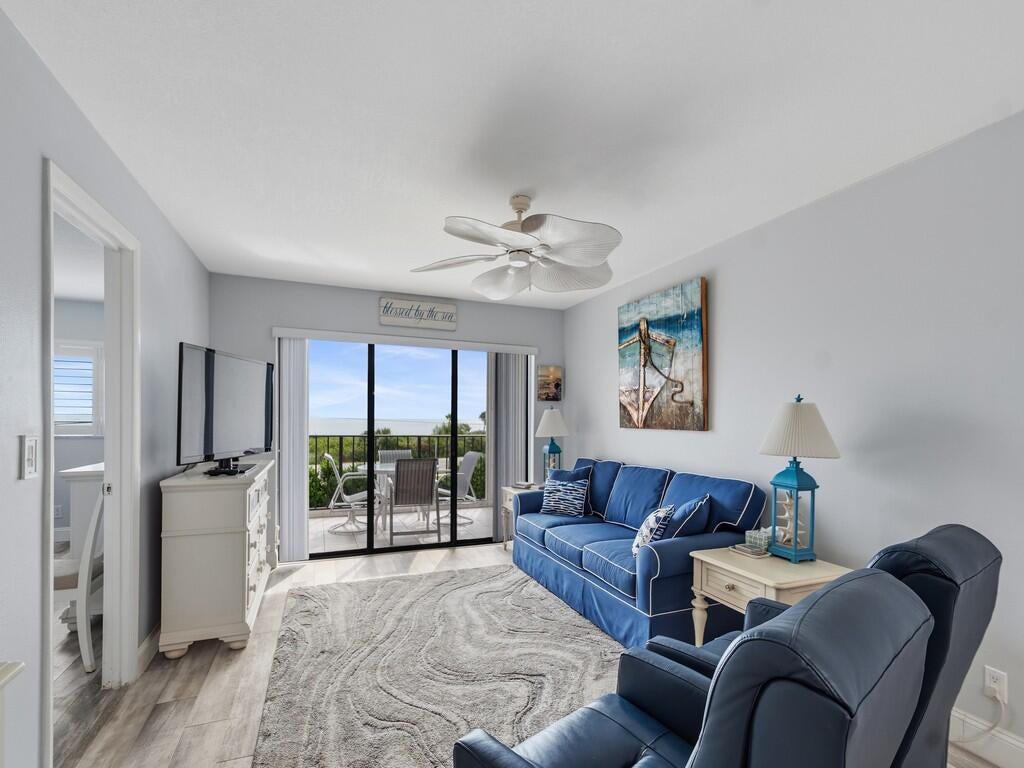 5151 N Hwy A1A 313