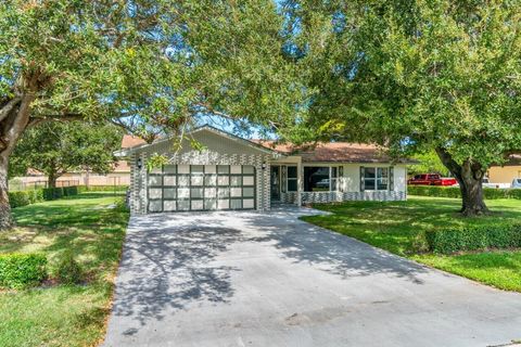 Single Family Residence in West Palm Beach FL 4945 Vilma Lane Ln.jpg