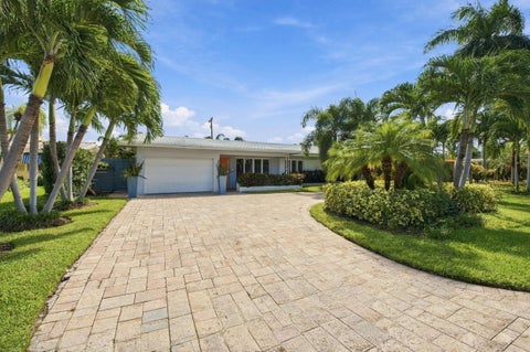 Tiny photo for 4230 NE 19TH Avenue, Oakland Park, FL 33308 (MLS # B26080859)