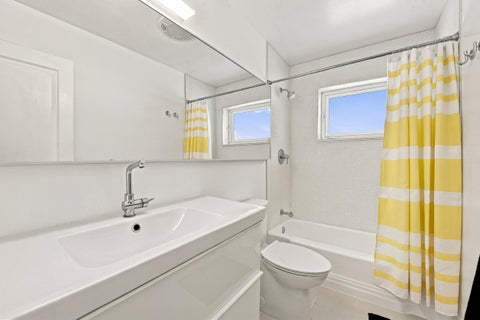 Tiny photo for 4230 NE 19TH Avenue, Oakland Park, FL 33308 (MLS # B26080859)