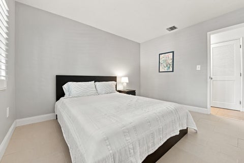 Tiny photo for 4230 NE 19TH Avenue, Oakland Park, FL 33308 (MLS # B26080859)