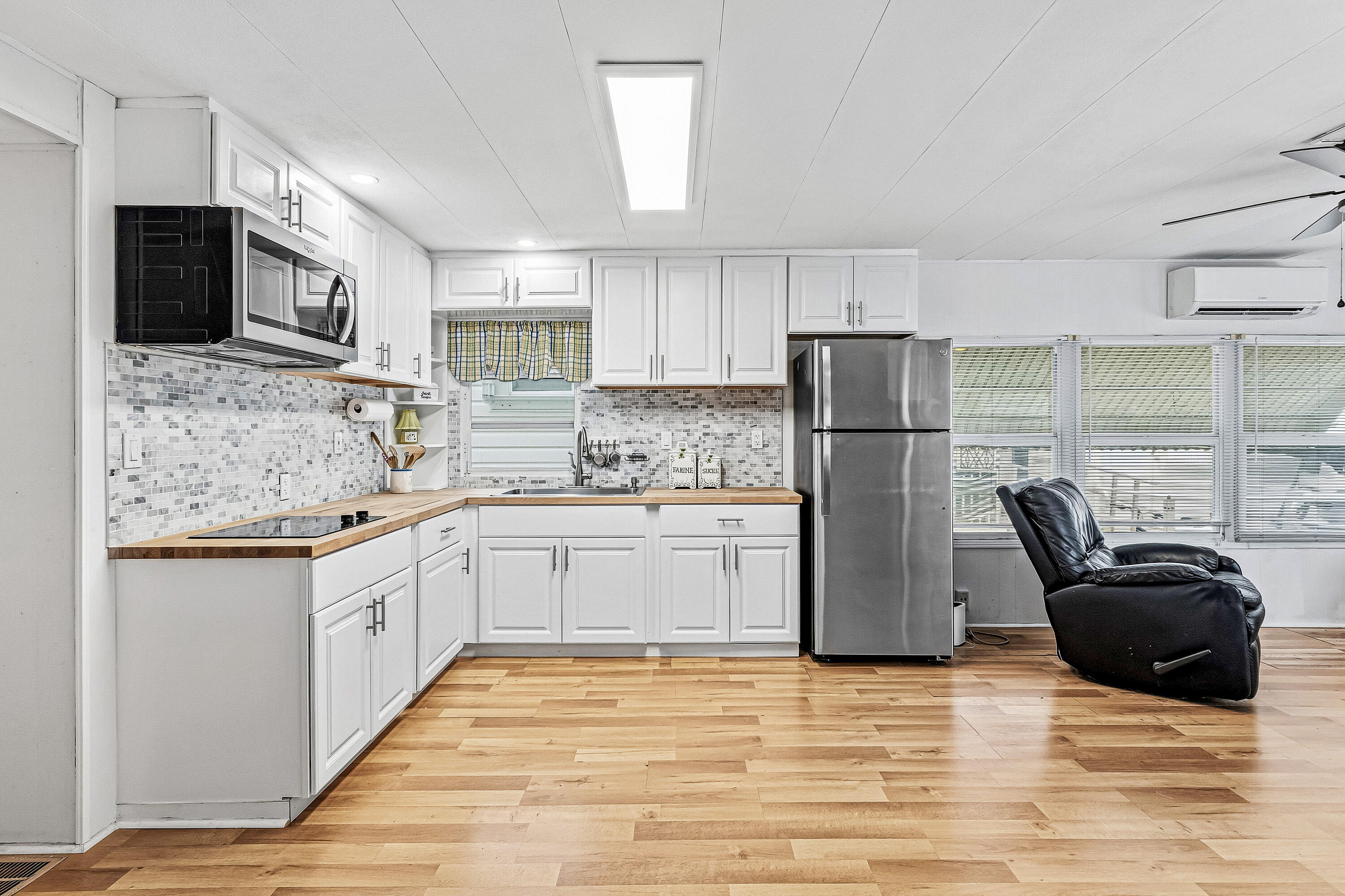 BRINY BREEZES INC - Residential