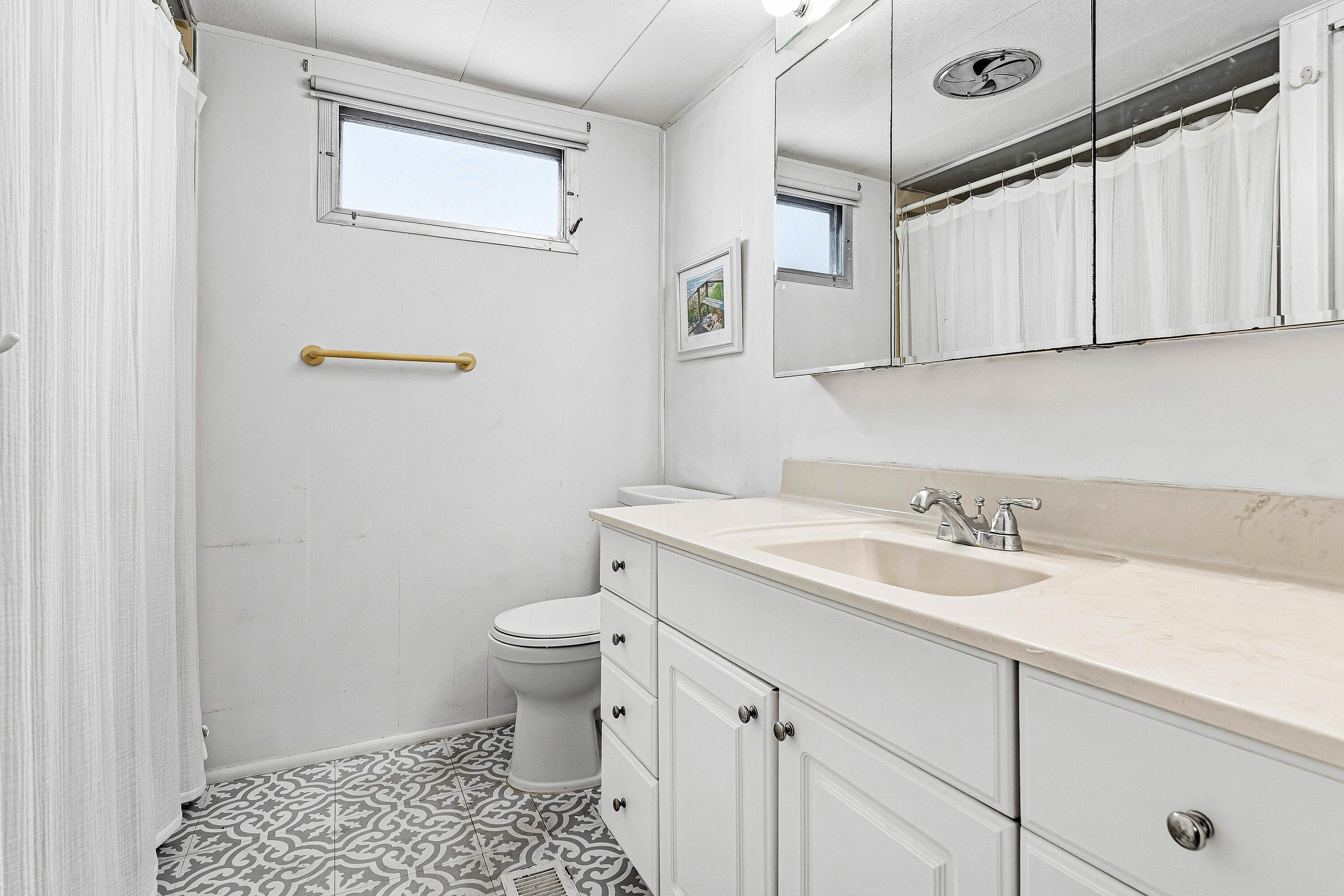 BRINY BREEZES INC - Residential