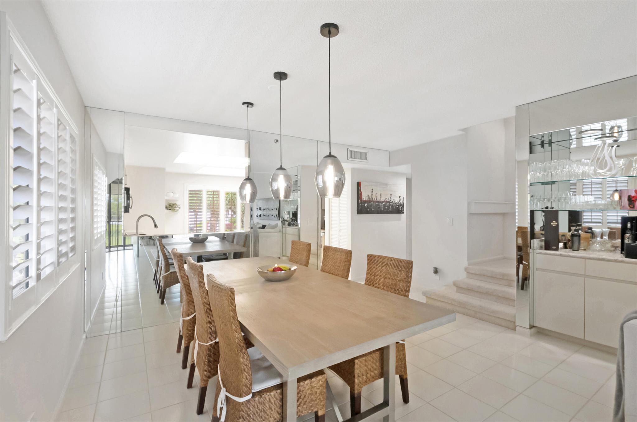 15334 Strathearn Drive 12104