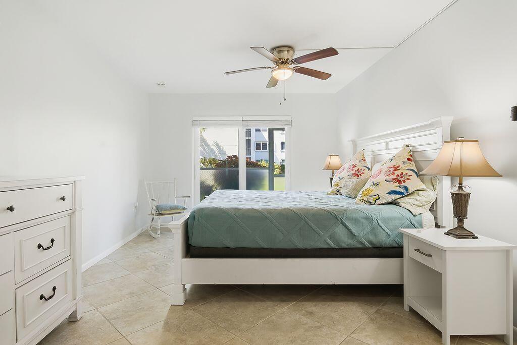 PALM LAKE NO 1 CONDO - Residential