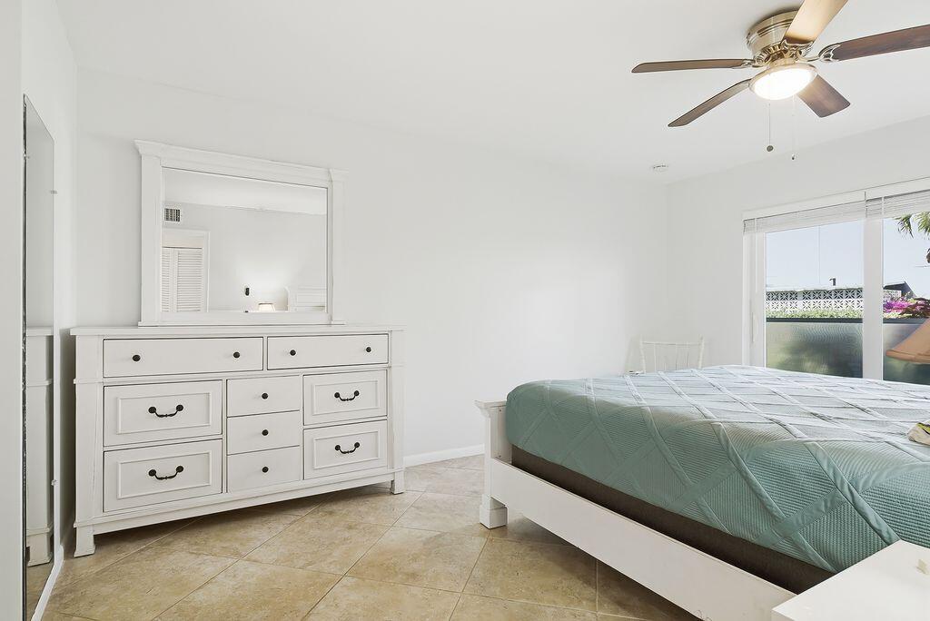 PALM LAKE NO 1 CONDO - Residential