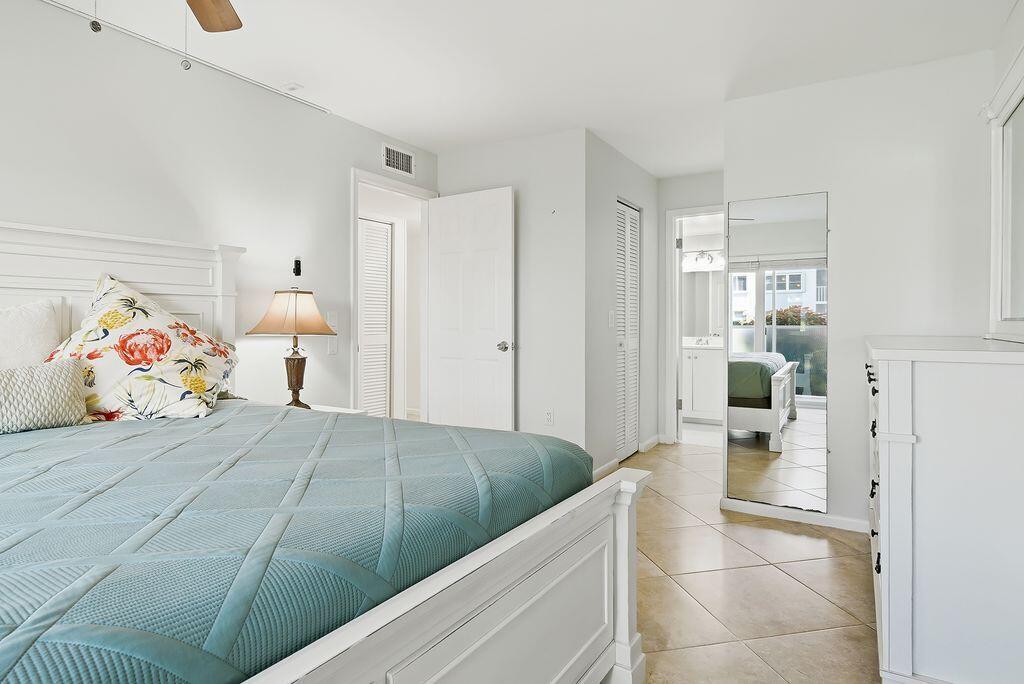 PALM LAKE NO 1 CONDO - Residential