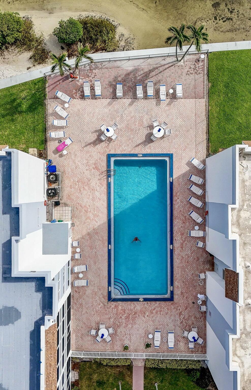 PALM LAKE NO 1 CONDO - Residential