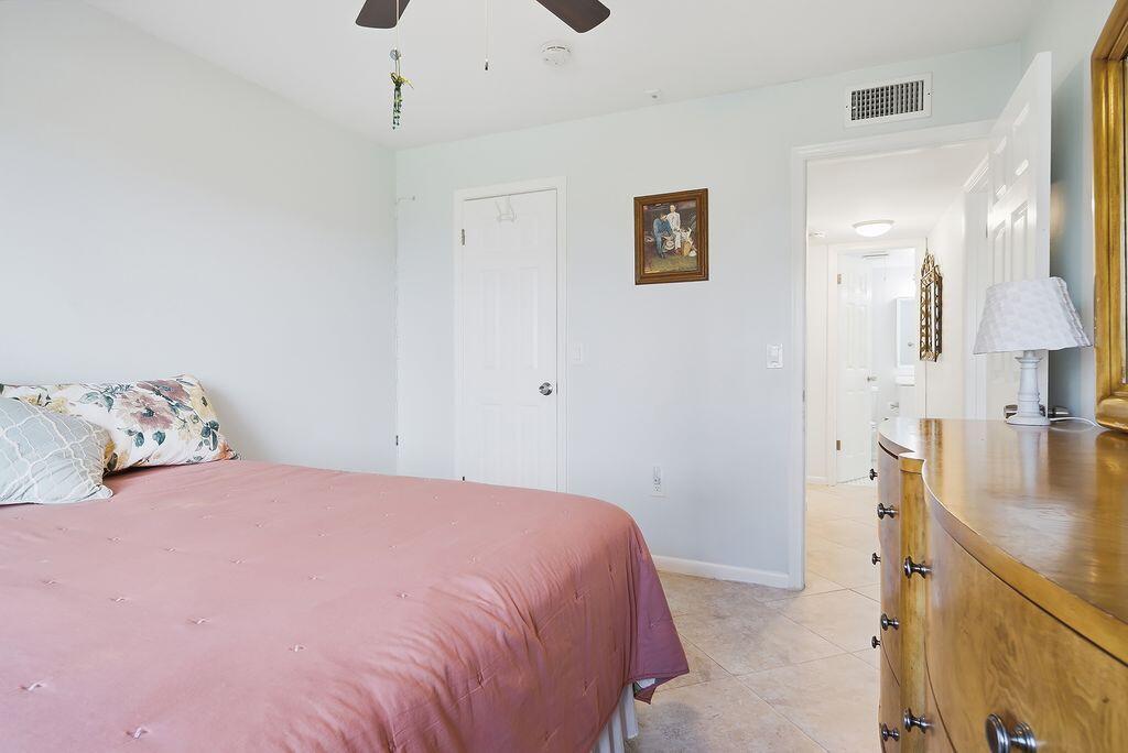 PALM LAKE NO 1 CONDO - Residential