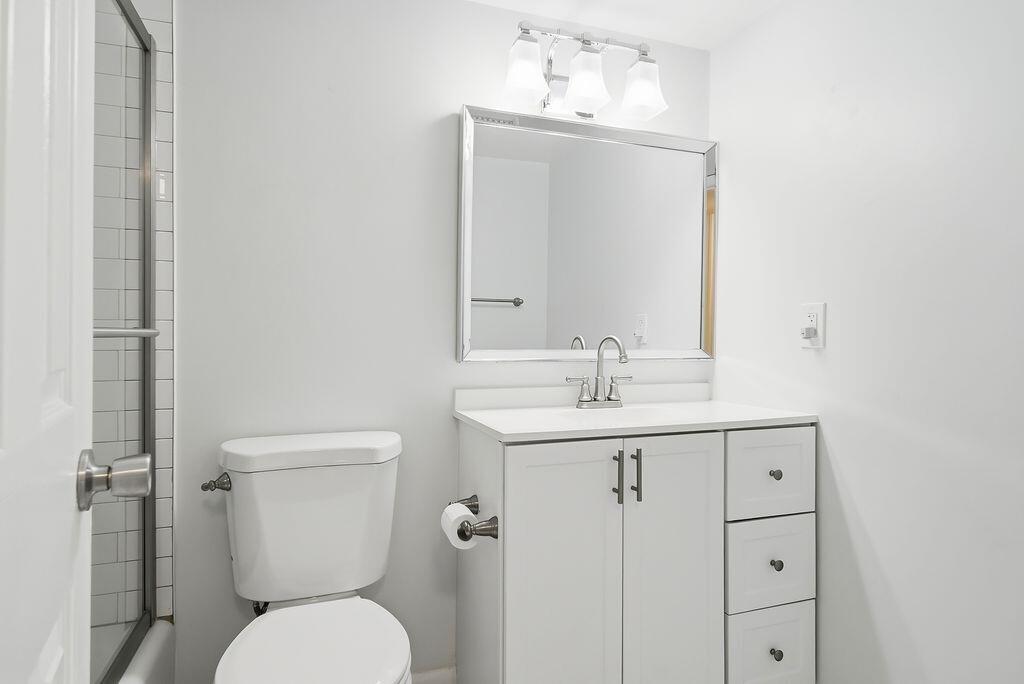 PALM LAKE NO 1 CONDO - Residential