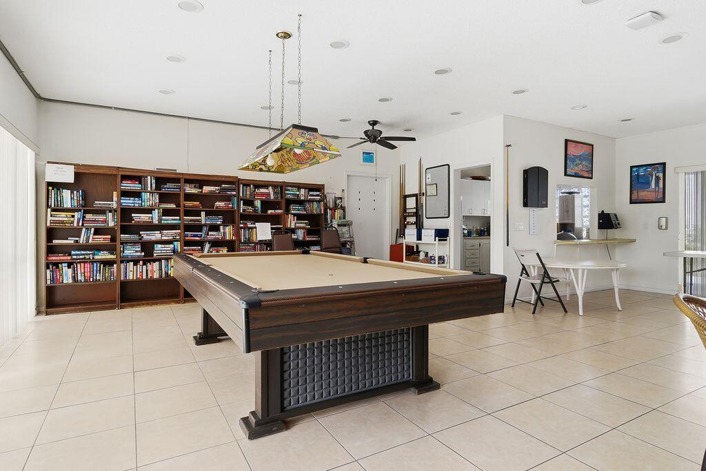 PALM LAKE NO 1 CONDO - Residential