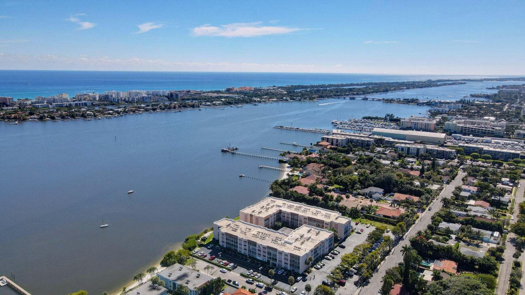 PALM LAKE NO 1 CONDO - Residential