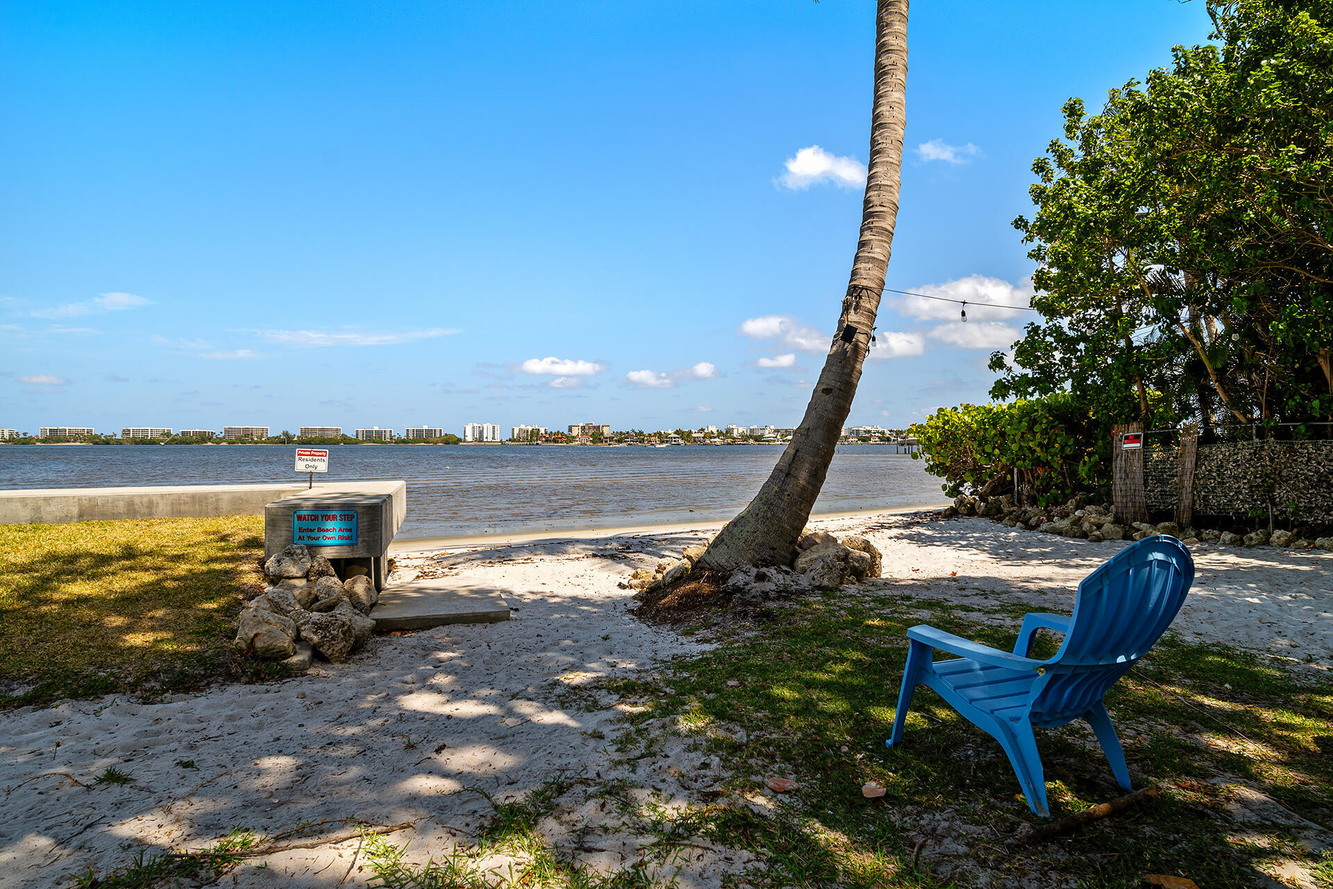 PALM LAKE NO 1 CONDO - Residential